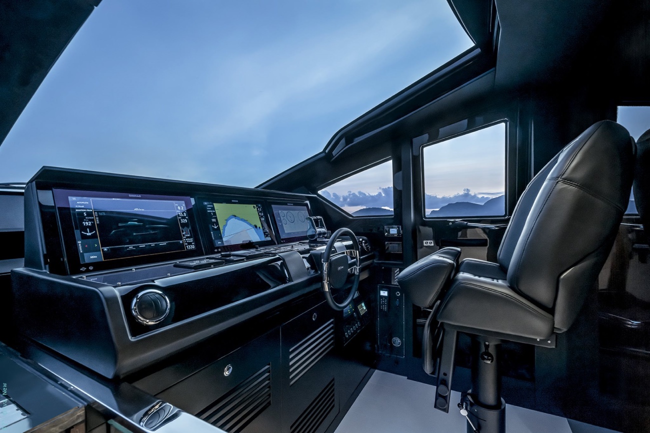 cockpit Riva