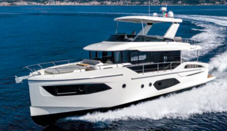 absolute-navetta-53-in-navigazione