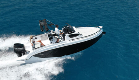 Ranieri International Next 255 LX: dimensioni mini, comfort maxi!